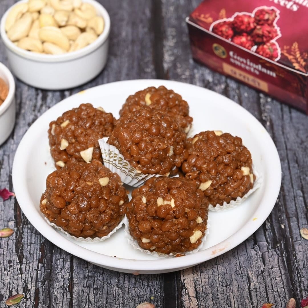 Doodh-ladu-8.jpg Special Doodh Laddu - Image 1